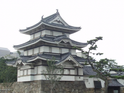 castle-kagawa-02.jpg