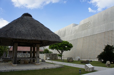 沖縄博物館