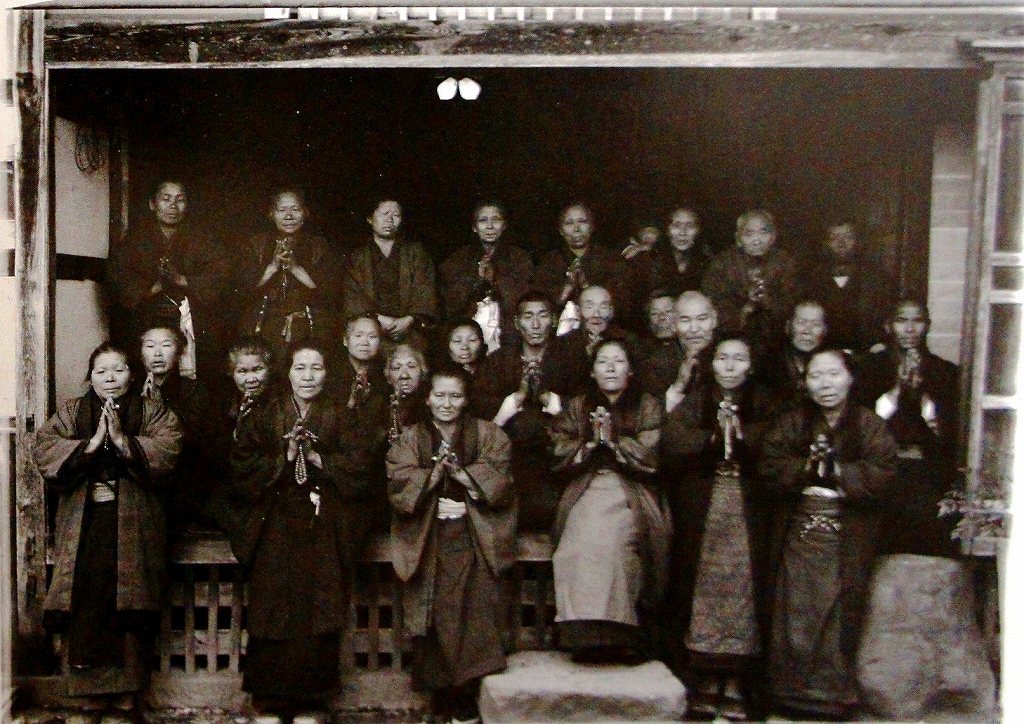 「佐渡万華鏡」80－A　大正14年　佐渡では地蔵信仰が盛ん　念仏講を行うお堂が点在する。金沢村大和田　