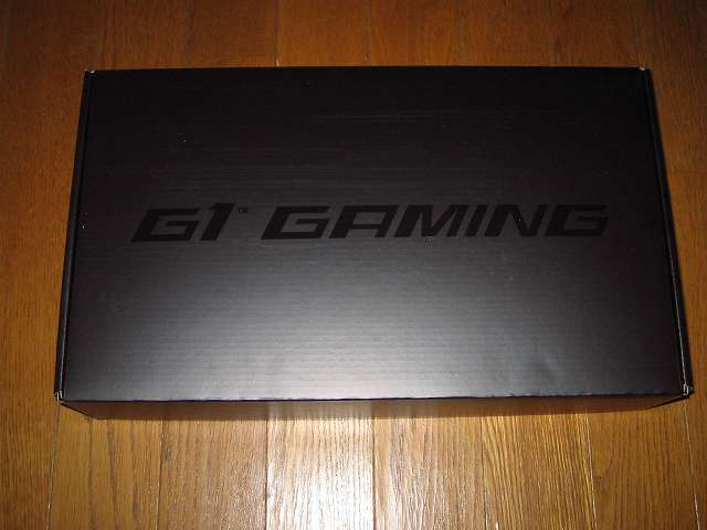 GIGABYTE GV-N970G1 GAMING-4GD パッケージ内取出し