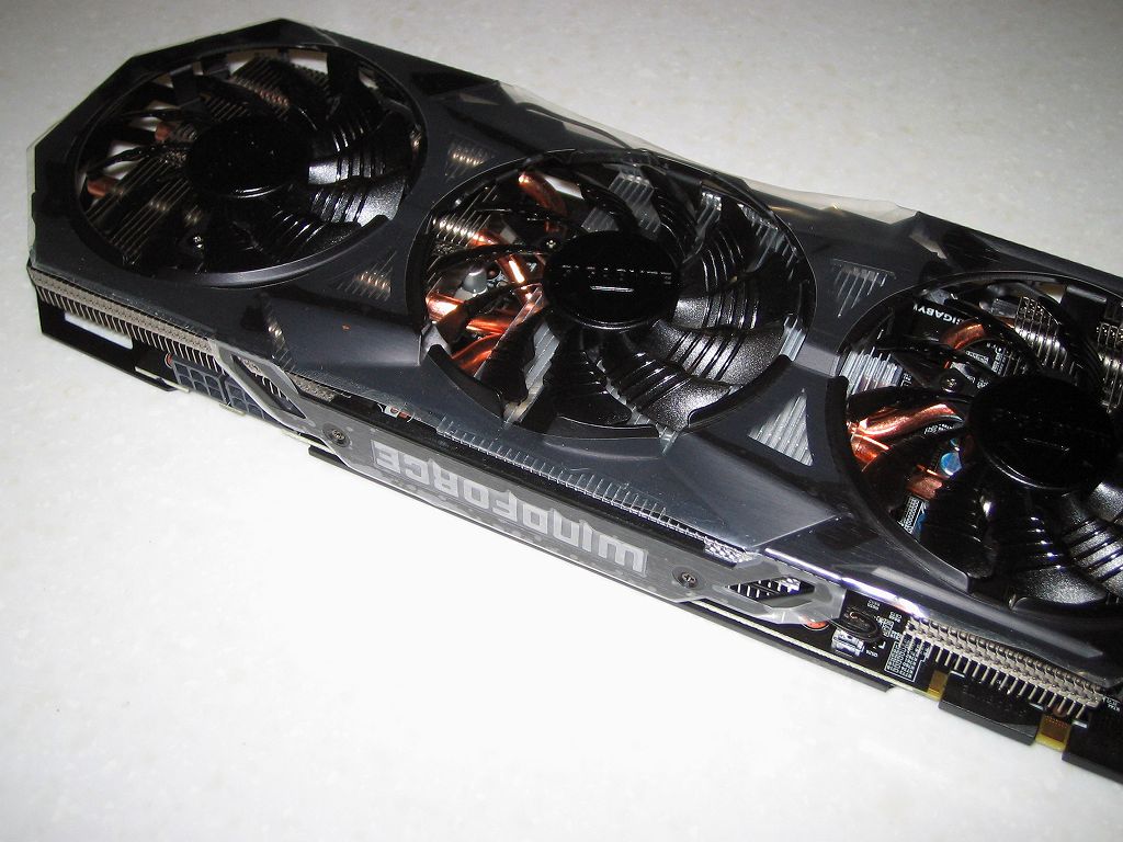 3連ファンと大型ヒートシンクで冷却特化した GIGABYTE（ギガバイト） のバックプレート付き GeForce GTX 970 を購入しました |  awgs Foundry